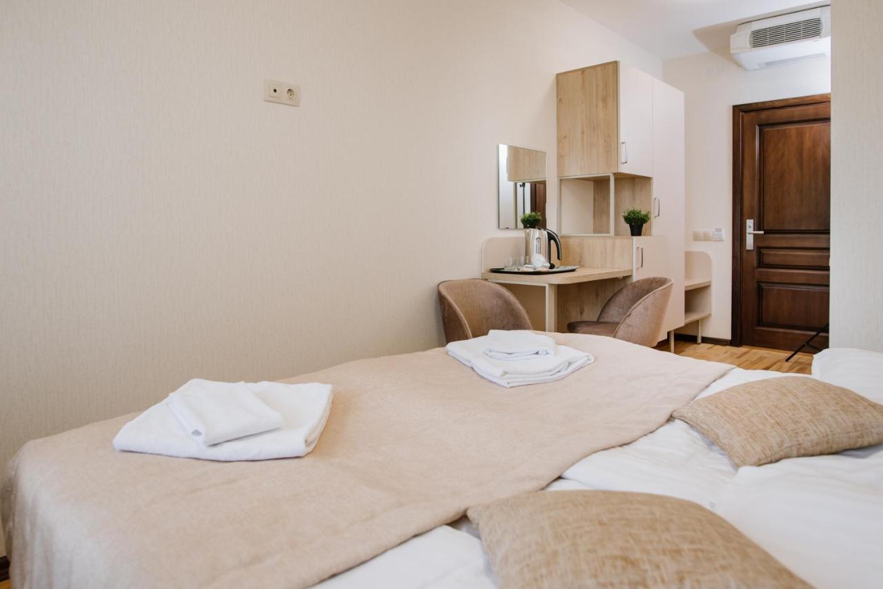 Оранта Hotel Truskavets Ngoại thất bức ảnh