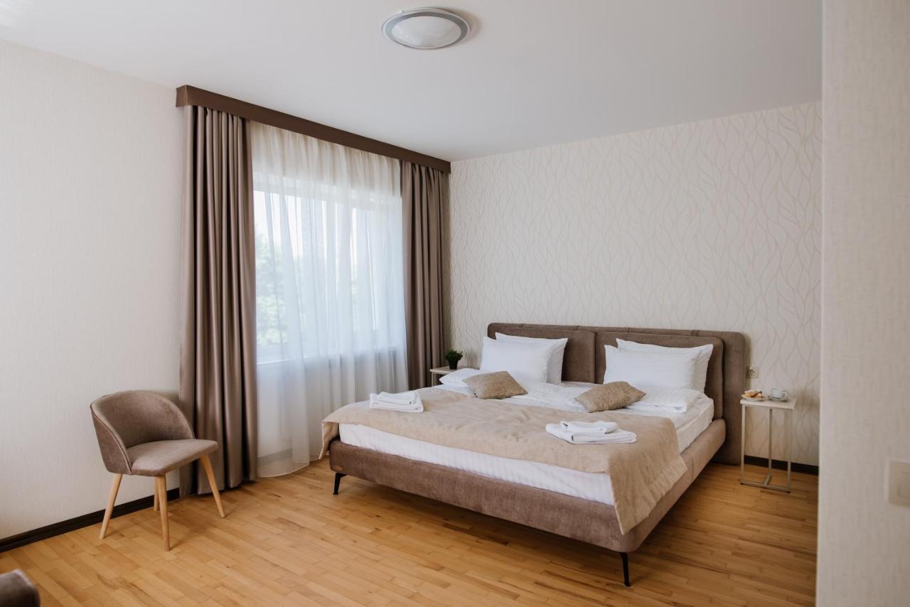 Оранта Hotel Truskavets Ngoại thất bức ảnh