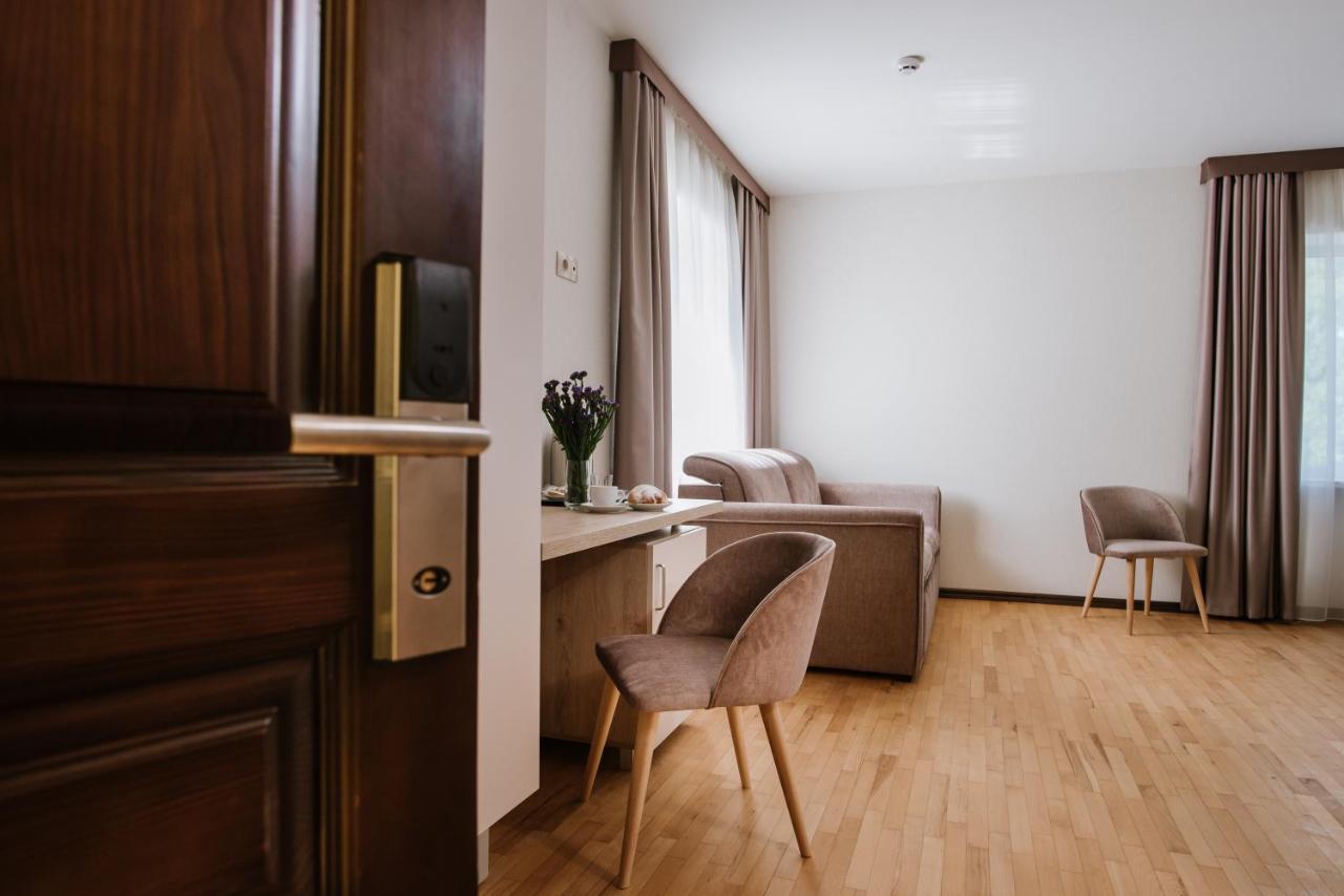 Оранта Hotel Truskavets Ngoại thất bức ảnh