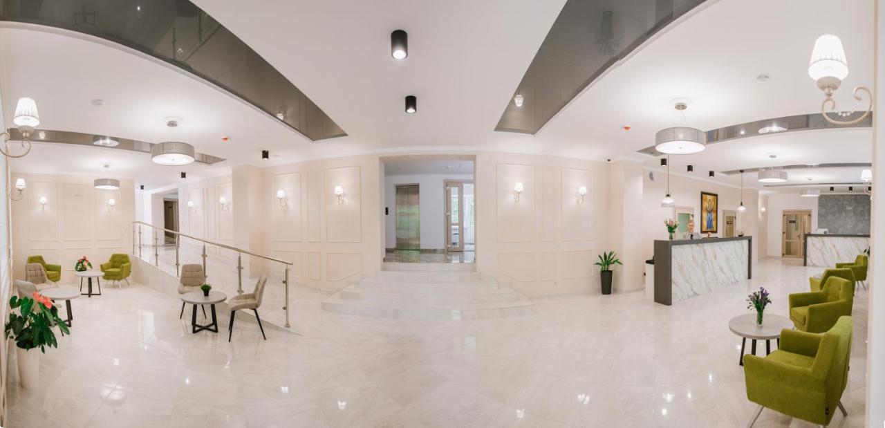 Оранта Hotel Truskavets Ngoại thất bức ảnh