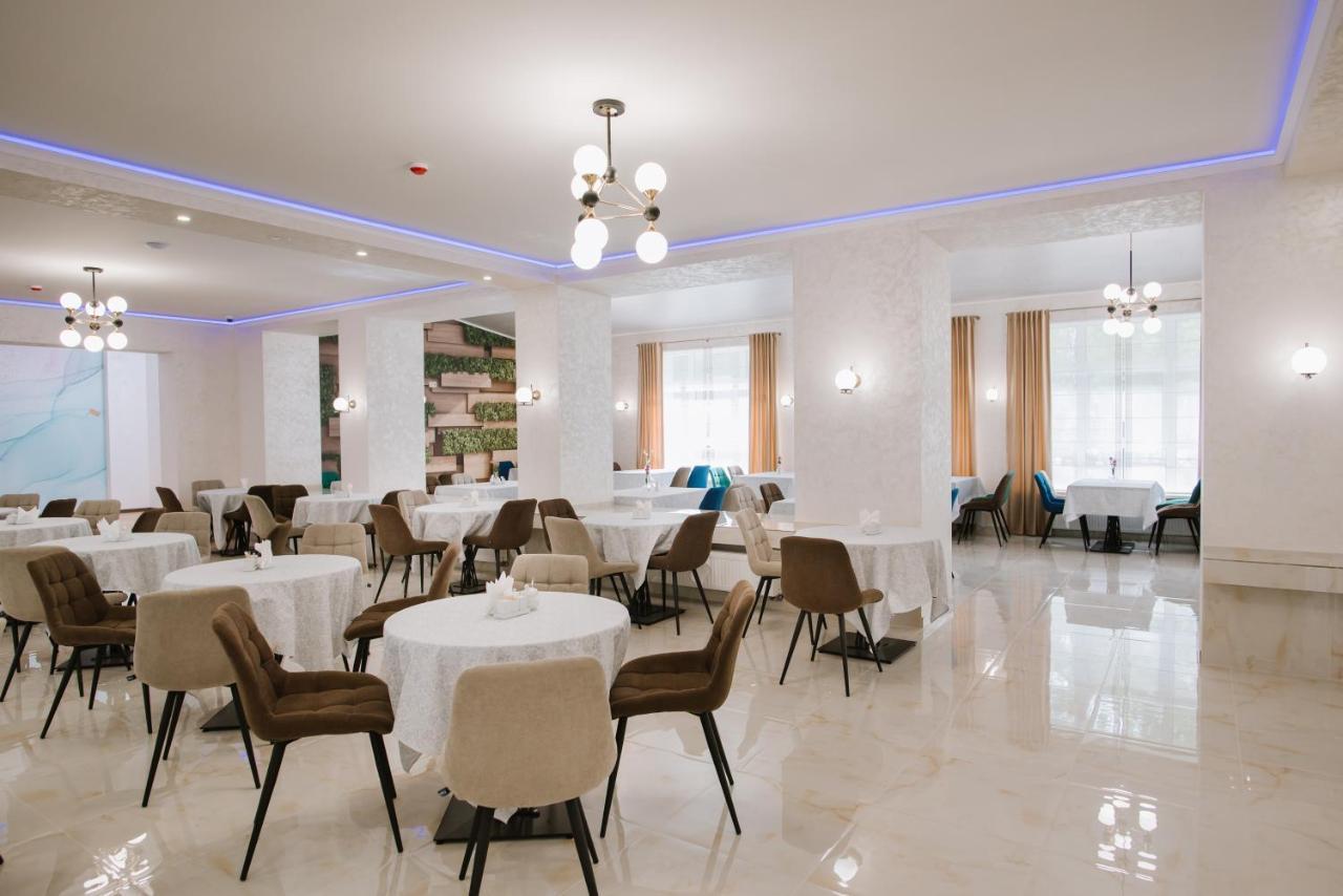 Оранта Hotel Truskavets Ngoại thất bức ảnh