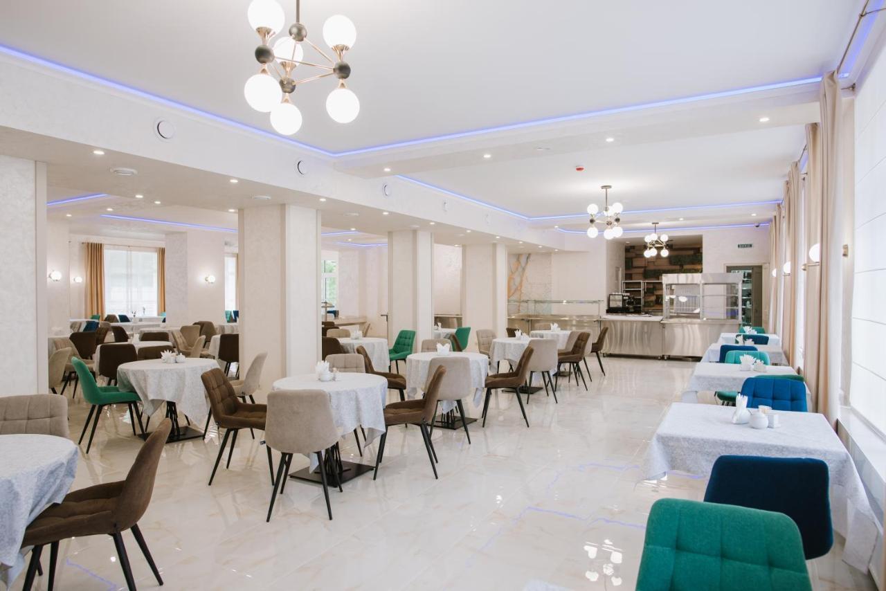 Оранта Hotel Truskavets Ngoại thất bức ảnh